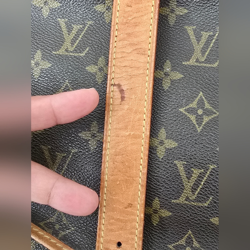Louis Vuitton Brown Monogram Men's Messenger Bag AR0941 (READ) - Picture 4 of 17